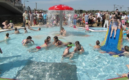 Május elsején avatták fel a Bonyhádi Termálfürdőt