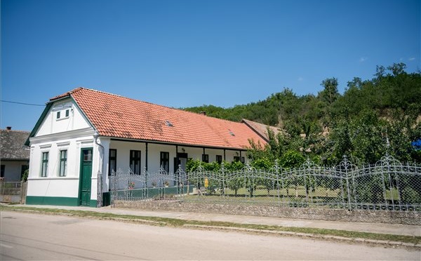 Felújították a német közösségi házat Gyönkön